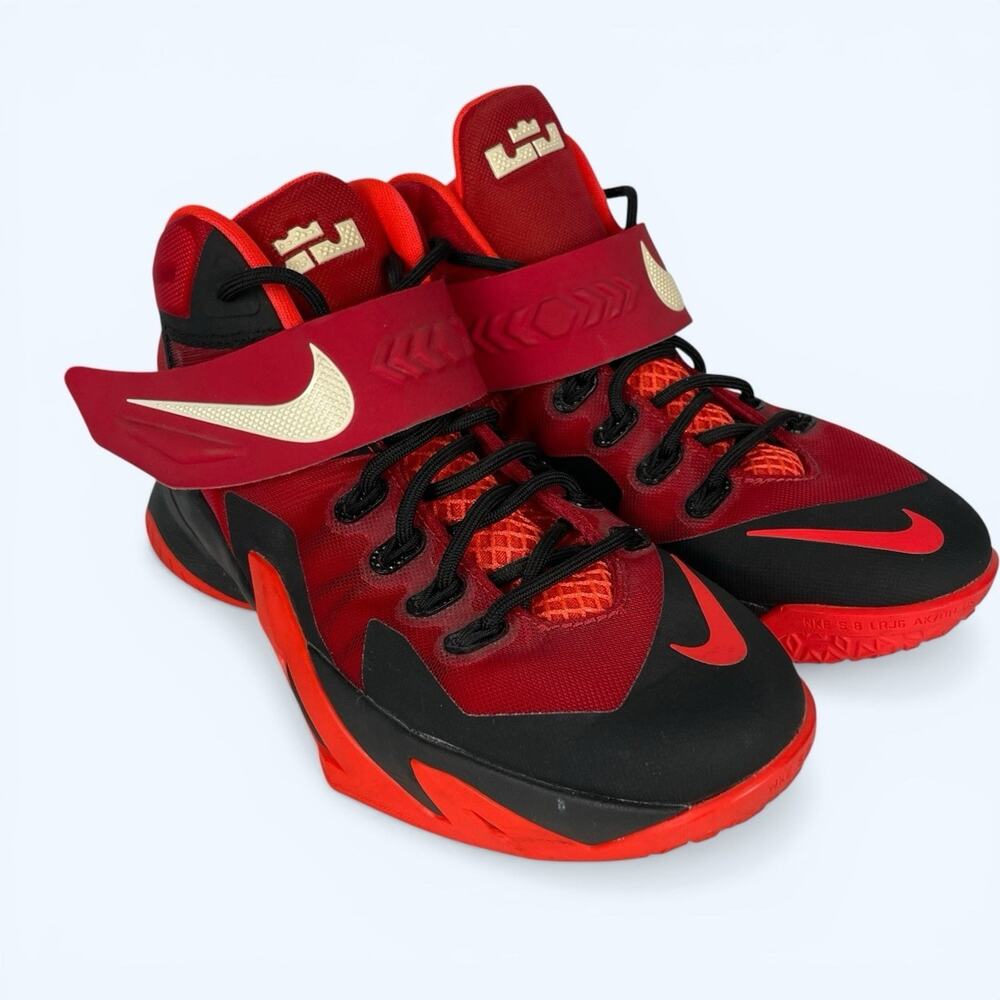 Nike Zoom LeBron Soldier 8 Black Gym Red Bright Crimson GS 653645-009 sz 5.5Y